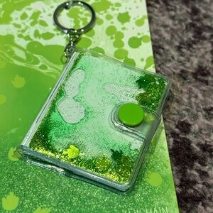 NEW * Urban Outfitters Green Liquid Glitter Keychain Mini Notebook BRAT 90s NWT